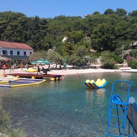 Apartments Vlado - 50M From The Sea Rogač Εξωτερικό φωτογραφία