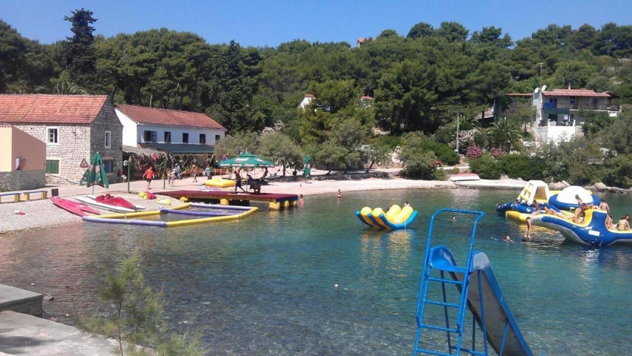 Apartments Vlado - 50M From The Sea Rogač Εξωτερικό φωτογραφία